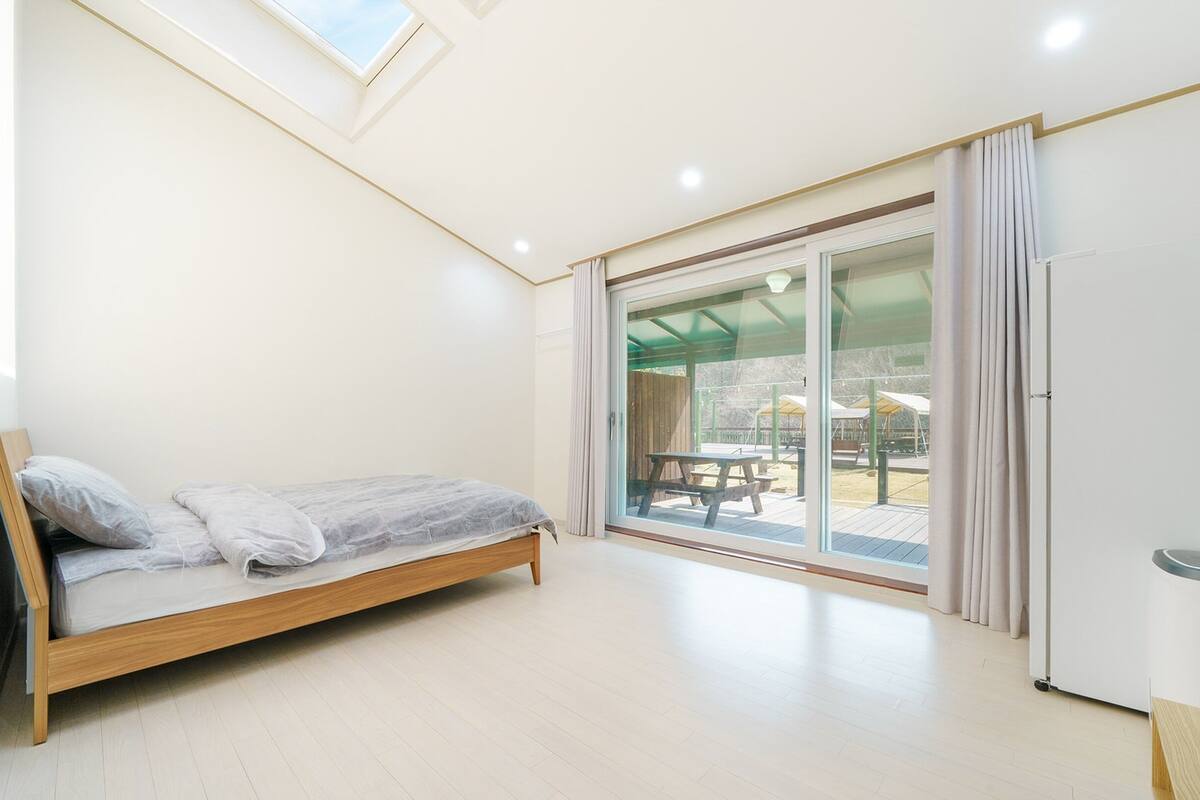 Basic Room, 1 Bedroom (room1ho(pet)) | 1 bedroom, free WiFi