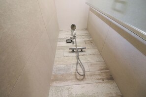 Casa, 1 habitación, para fumadores, Terraza | Baño