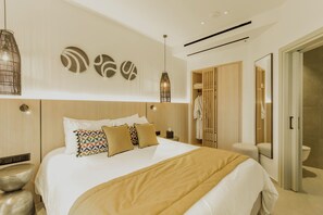 Standard Suite | Cofres nos quartos, quartos à prova de som, Wi-Fi de cortesia