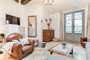 Télévision à écran plat