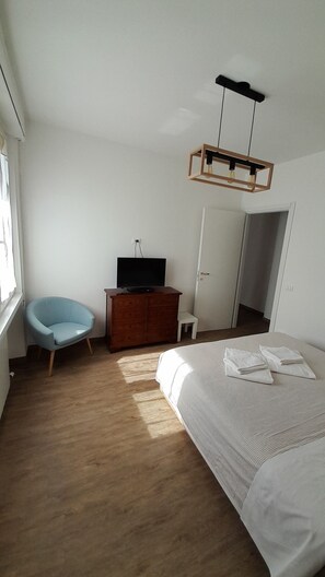 3 habitaciones, wifi gratis y ropa de cama 