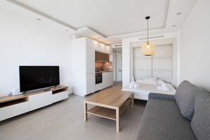 1 habitación, tabla de planchar con plancha, wifi gratis y ropa de cama 
