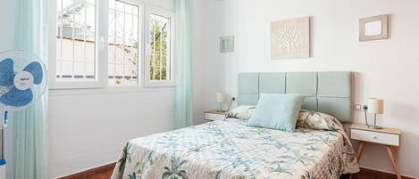 2 habitaciones, tabla de planchar con plancha y wifi gratis