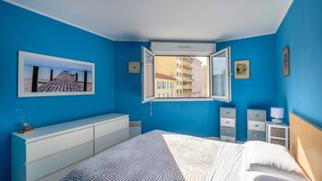 1 chambre, fer et planche Ă  repasser, Wi-Fi gratuit, draps fournis