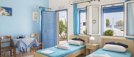 Free WiFi, bed sheets