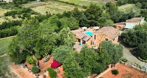 Exterior - Holiday Home 'Montserrat' with Mountain Views, Private Pool and Wi-Fi (Manacor)