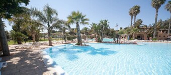 Villetta Parisi at 20 meters from the sea with Sea View and Terrace