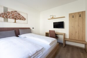 1 bedroom, free WiFi, bed sheets - Apartment "Kleon 1" with Mountain View, Shared Pool & Wi-Fi (Riffian)