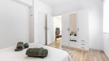 1 bedroom, iron/ironing board, free WiFi, bed sheets