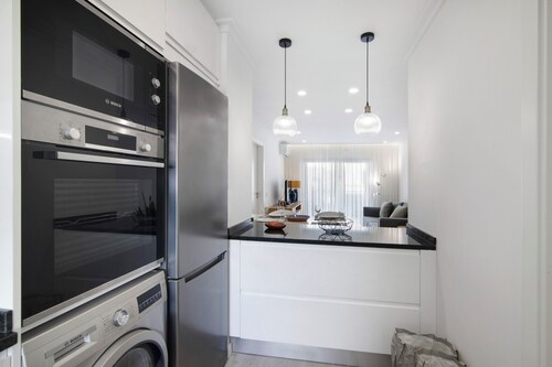 Apartment 'Salty Tides' with Balcony, Wi-Fi and Air Conditioning