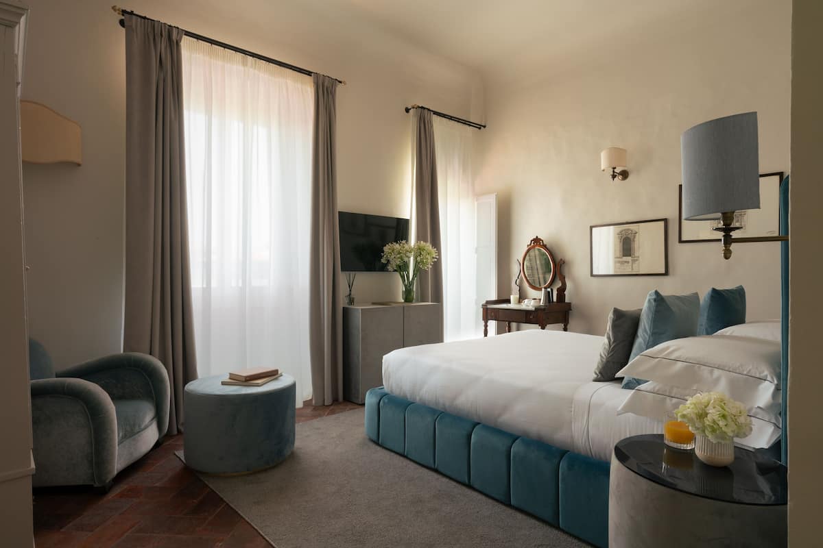 Classic Double Room