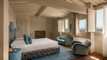 Suite Panoramica | Biancheria da letto di alta qualità, minibar, una cassaforte in camera