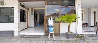 OYO 91710 Hotel Anugerah