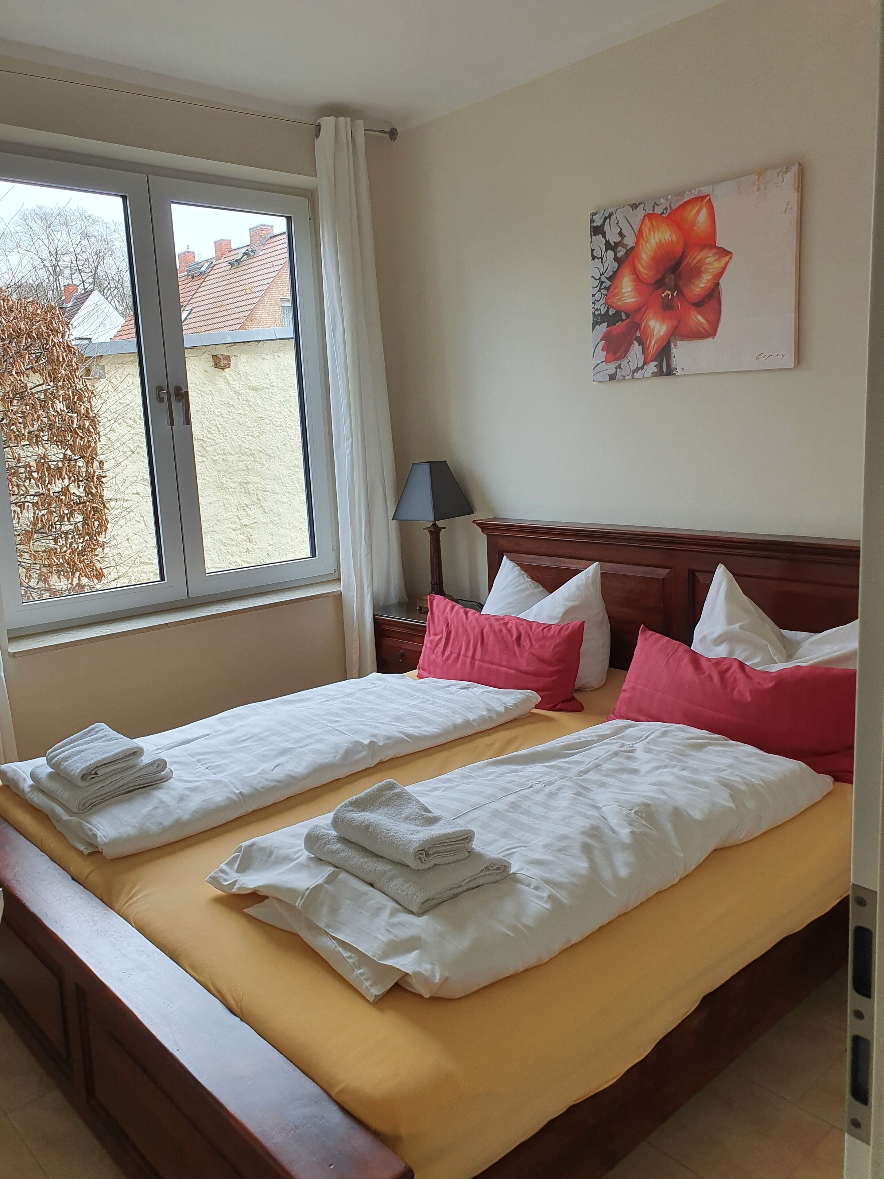 Modern apartment for 4 people with a beautiful terrace in Bad Doberan.