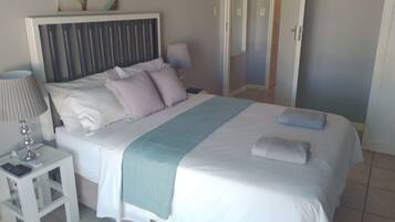 Luxury Double Room | Hypo-allergenic bedding available, down comforters, minibar, desk