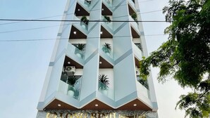 Unclassified image, 5 of 11, button - Long Bình Apartment & Hotel (Da Nang)