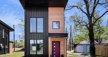 Tiny House Living | 1.8 Mi to Notre Dame | Coffee