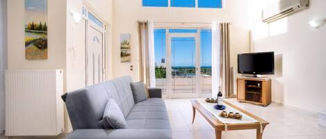 TV, peis og filmbibliotek