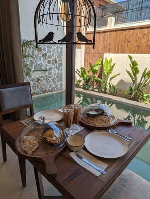 In-room dining - Cape House at Amritsar (Amritsar)