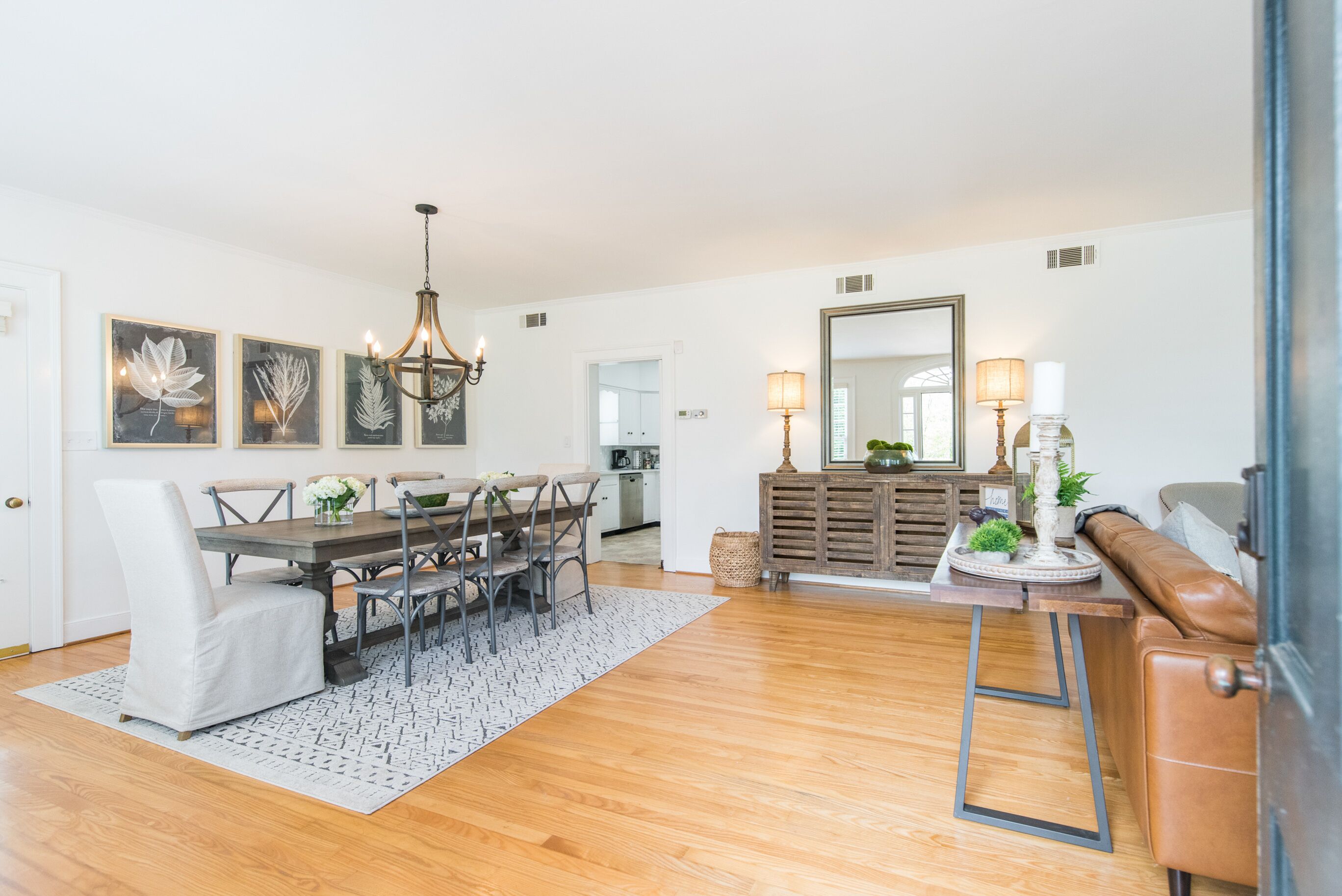 Sugar Hill Farm- Pool/9 Guests/10min to Airport