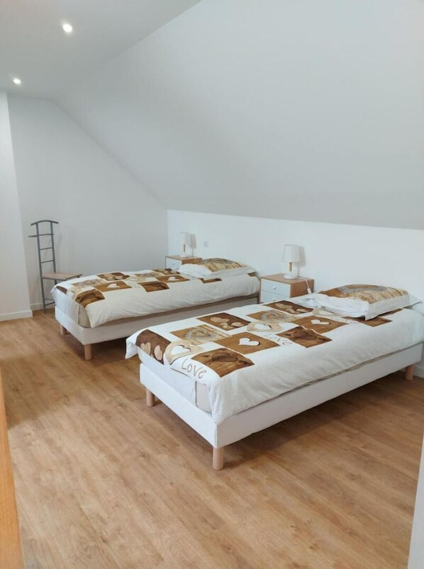 3 Schlafzimmer, kostenloses WLAN, Bettwäsche
