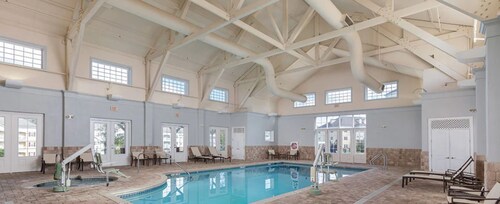 Governor's Green 3Bed/2Bath Deluxe Unit!