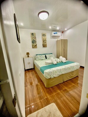 3 bedrooms, iron/ironing board, Internet, bed sheets - Lens Staycation Panabo Funished 3BDR-2BR-KTCHN-Dwnstrs (Panabo)