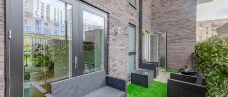 Basic-Haus, Mehrere Betten | Terrasse/Patio