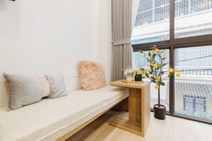 Executive Apartment - Myrcella Urban Studio (Hanoi)