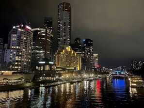 Apartment - Morgan Place Central Melbourne CBD Apartment on Flinders Lane Late Check-out Complimentary Welcome Hamper (Melbourne)