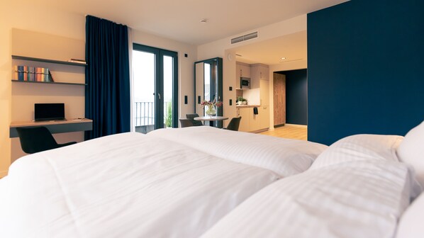 Loft | Premium bedding, individually decorated, individually furnished, desk - SpreeBlau Apartments (Berlin)