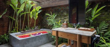 One Bedroom Pool Villa | Bathroom | Separate bathtub and shower, rainfall showerhead, free toiletries