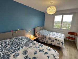 3 Schlafzimmer, Reisekinderbett, kostenloses WLAN