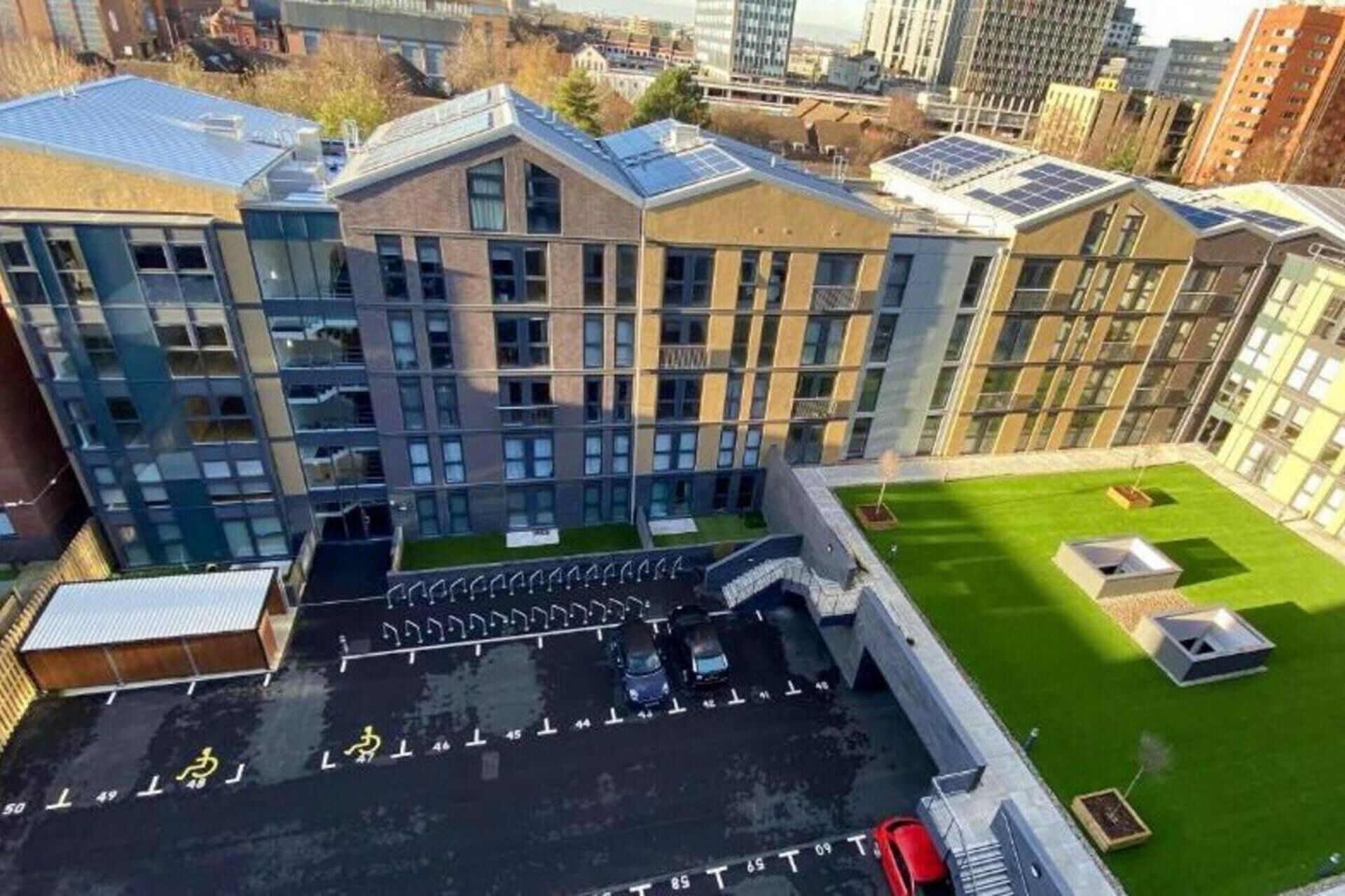 Remarkable 2-bed Apartment in Birmingham