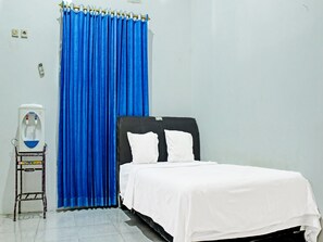 Habitación doble Deluxe | Escritorio, wifi gratis y ropa de cama