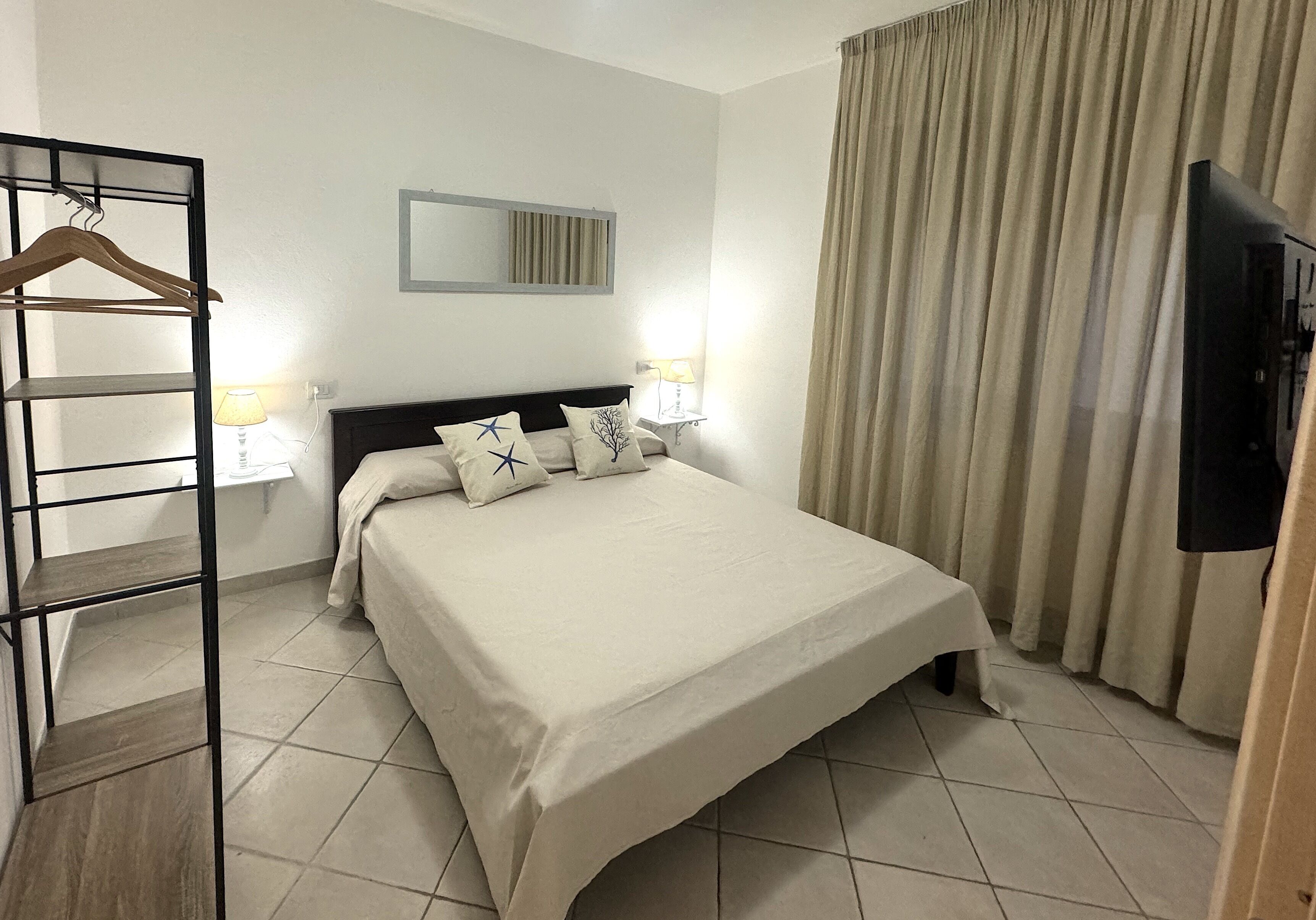 免费 WiFi、床单