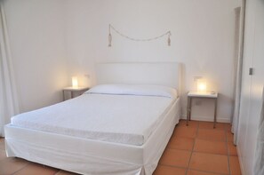 5 chambres, fer et planche à repasser, Wi-Fi