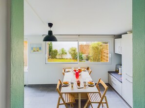 تناول الطعام