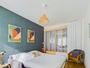 1 bedroom, iron/ironing board, free WiFi