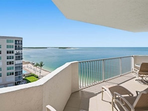 Property grounds - 2BR Marco Island condo with pool, WiFi, kitchen, and beach access (Marco Island)