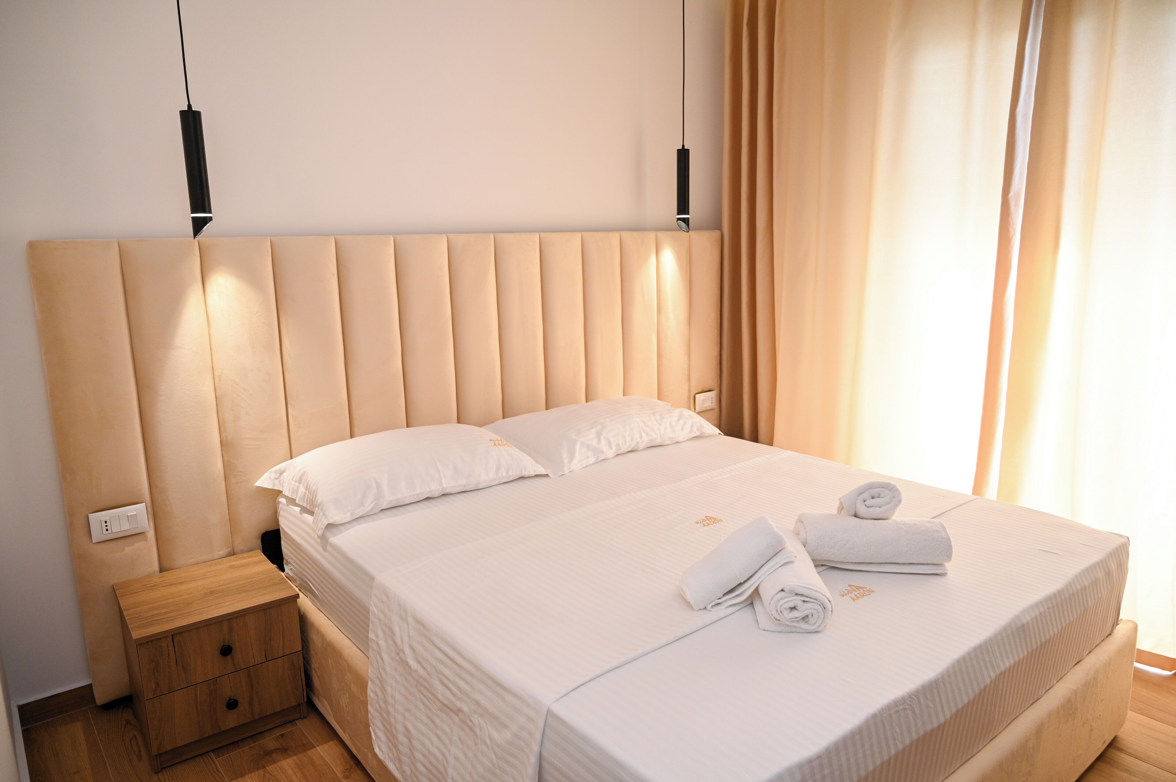 Double Room, Balcony | Free WiFi, bed sheets