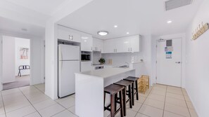 Microwave, dishwasher - Kings Edge Unit 1 Kings Beach QLD (Kings Beach)