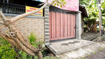 Bagian depan properti