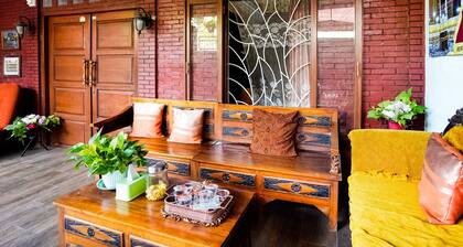 OYO 91827 Tutus Homestay Syariah