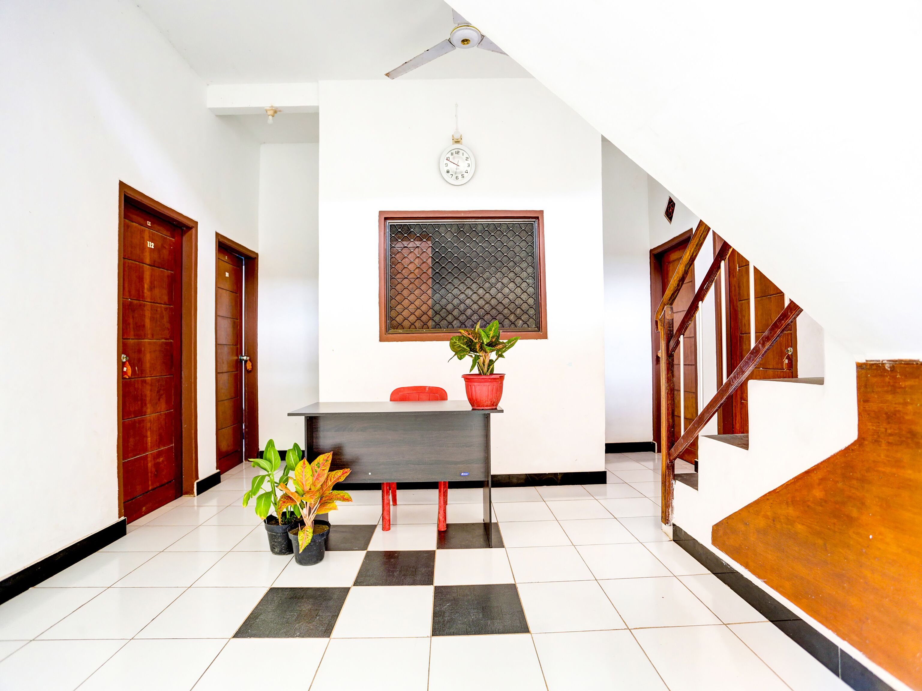 OYO 91773 Ab Homestay