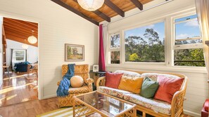 Fireplace - Cooee Cottage @ Blackheath (Blackheath)