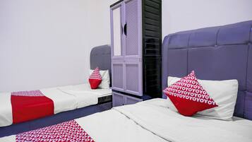 Standard Twin Room | Ruang kerja komputer riba, Wi-fi percuma, cadar katil