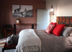 Luxury Chalet, 1 Bedroom, Non Smoking, Resort View - Mountain Peak Game Lodge Namibia (Outjo)