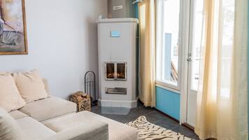 Una televisión, un reproductor de DVD