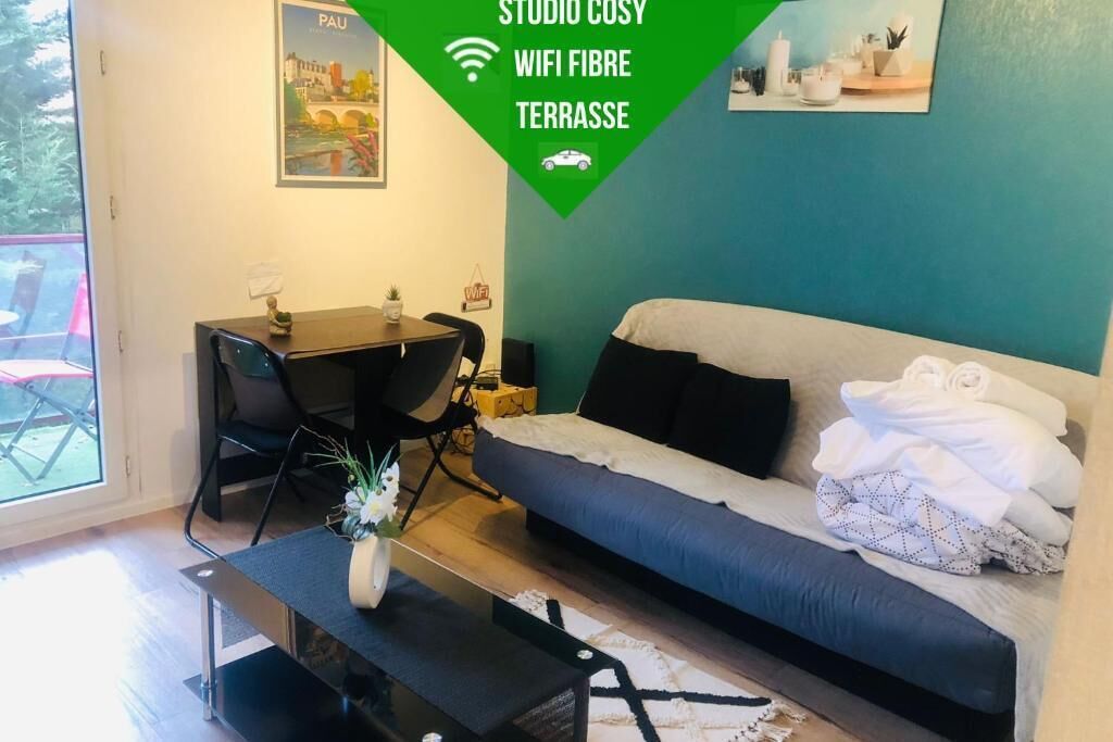 Le P'tit Park Charmantterrasse & Piscine-wifi